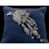 Broche-alfiler ramo platino y diamantes. Firmado por mellerio dits meller