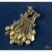 Broche-alfiler oro amarillo, pepitas de oro y diamantes.