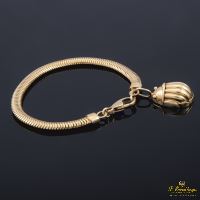 Pulsera oro amarillo con escarabajo