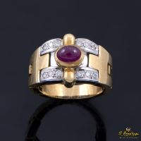 ANILLOS / SORTIJAS<BR>SORTIJA ORO AMARILLO RUBÍ CABUCHÓN Y D...