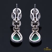 Pendientes colgantes oro blanco esmeraldas y diamantes.