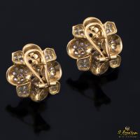 Pendientes oro amarillo y diamantes.