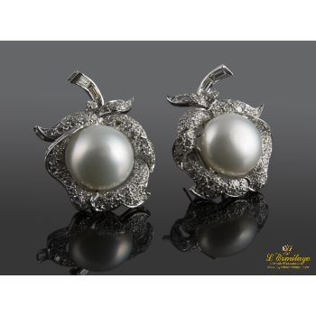 PENDIENTES<BR>PENDIENTES EN ORO BLANCO CON PERLAS Y ... · ref.: AXLC