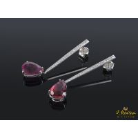 Pendientes colgantes oro blanco turmalinas rubelitas y diamantes.