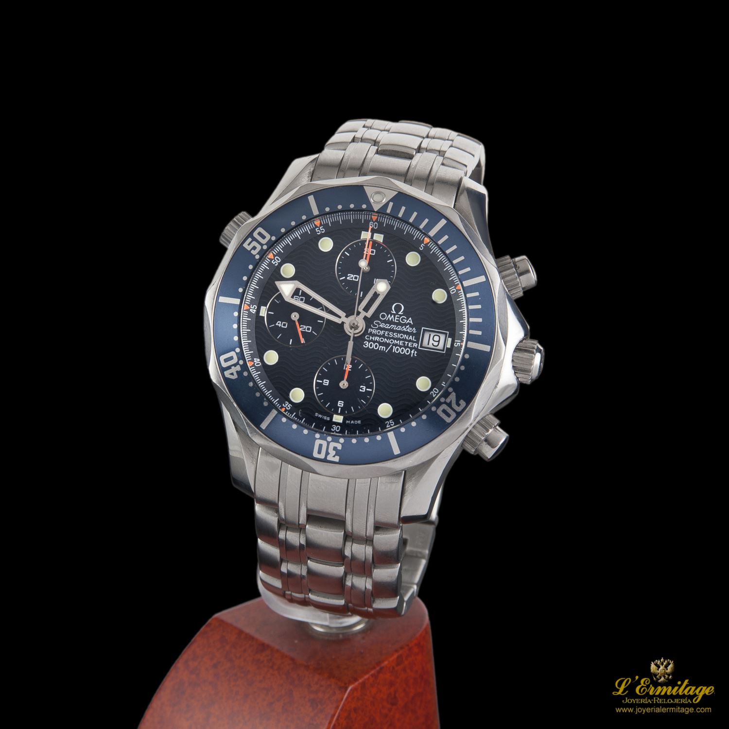 red submariner dial