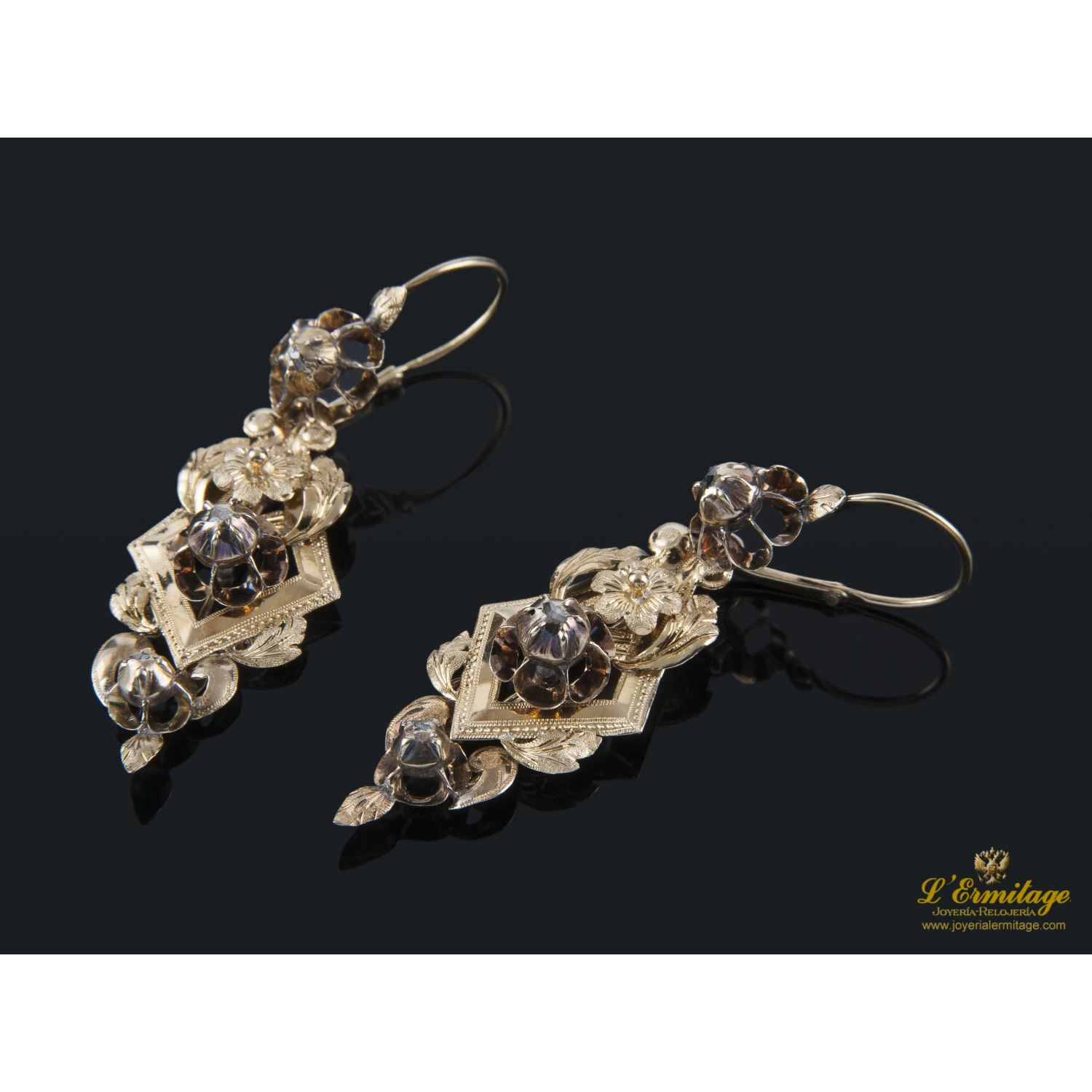 Pendientes Antiguos En Oro Amarillo Y Diamantes en oro amarillo · Venta de Relojes de Lujo y Joyas · Joyería L'Ermitage