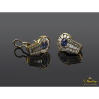 Pendientes oro amarillo zafiro y diamantes.