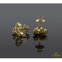 Pendientes en oro amarillo con brillantes.