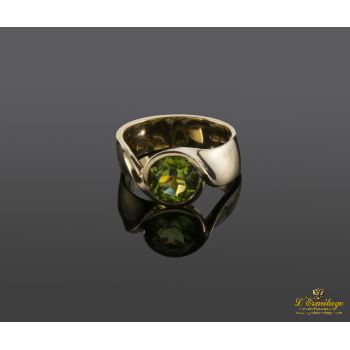 ANILLOS / SORTIJAS<BR>SOLITARIO EN ORO AMARILLO CON OLIVINO ... · ref.: NLM