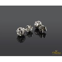 Pendientes dormilonas oro blanco y diamantes color h, pureza si2 y peso 1,70 cts.