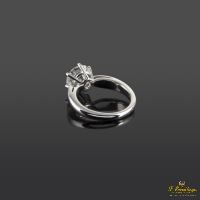 Solitario oro blanco con diamante color e, pureza vvs1 y peso 2,52 cts.