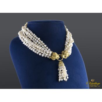 COLLARES<BR>COLLAR DE PERLAS DE RÍO CON CIERRE EN ... · ref.: (CMX)