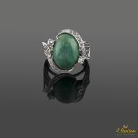 Sortija oro blanco jade y diamantes 