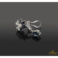 Pendientes colgantes oro blanco zafiros y diamantes.