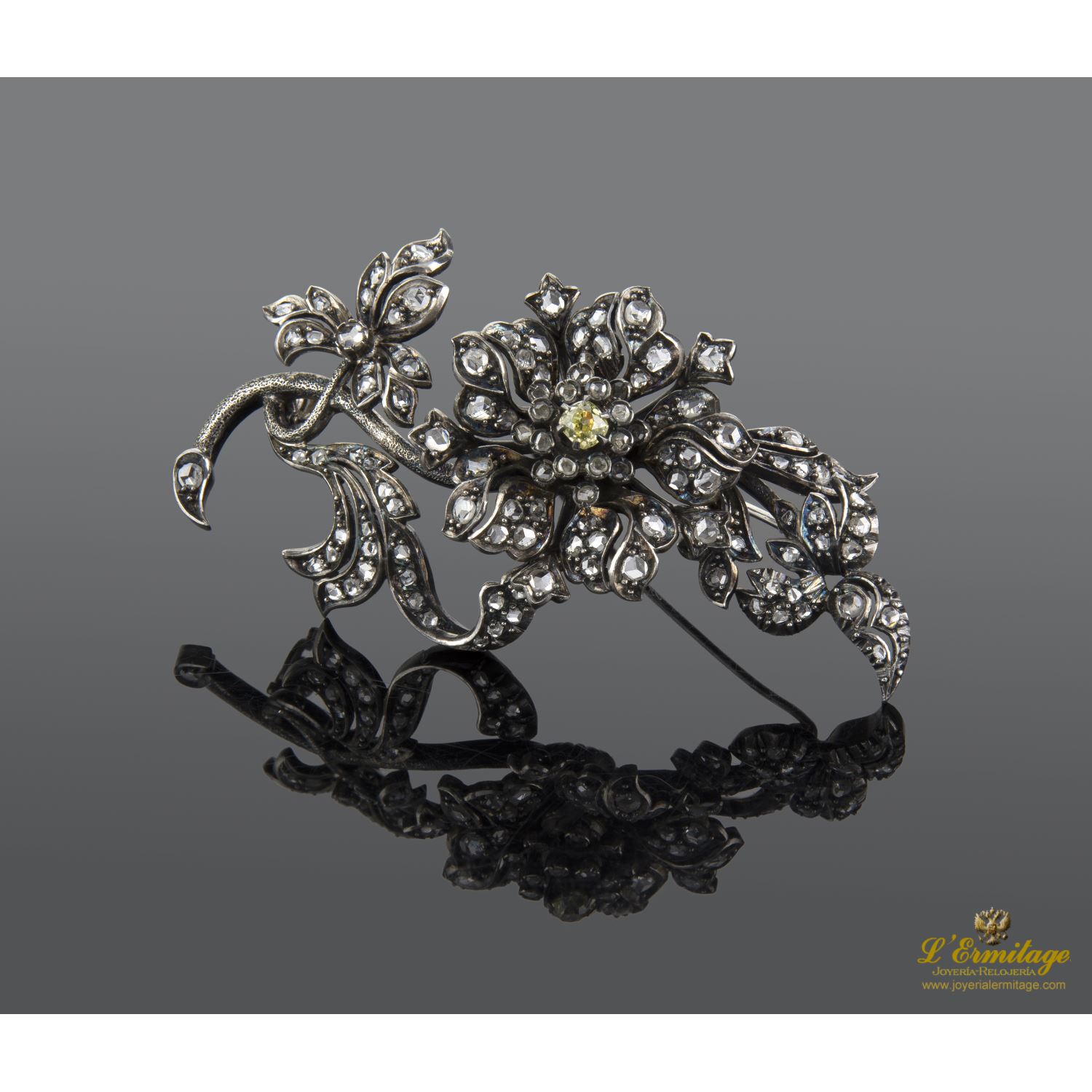 Broche-Alfiler Plata Y Diamantes Naturales. en plata · Compra Venta de Relojes de Lujo y · Joyería L'Ermitage