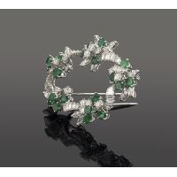 Broche-alfiler oro blanco esmeraldas y diamantes