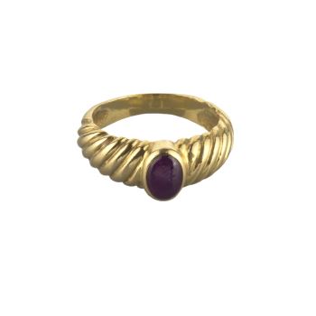 ANILLOS / SORTIJAS<BR>SORTIJA EN ORO AMARILLO CON UN RUBÍ. · ref.: (NIM)