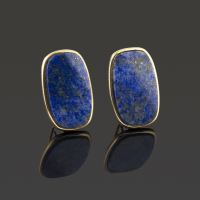 Pendientes en oro amarillo y lapislazuli.