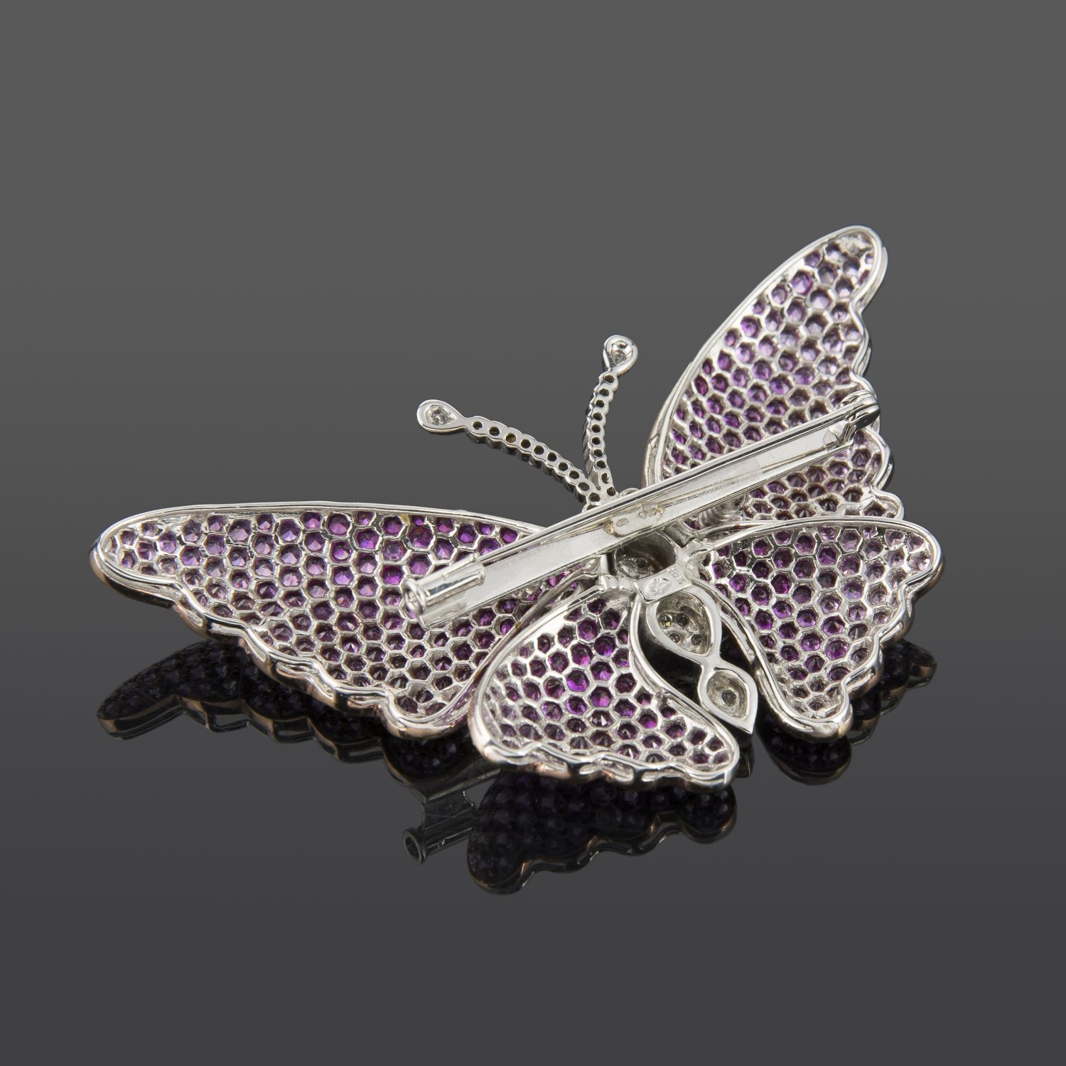 Broche-Alfiler Mariposa Oro Blanco Y Rubíes en oro blanco · Compra Venta de de Lujo y Joyas · Joyería L'Ermitage