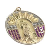 Medalla virgen oro amarillo rubíes y diamantes