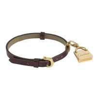 Pulsera cuero cartier con adorno de bolso en oro amarillo