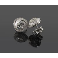 Pendientes oro blanco y diamantes color c, pureza vs1 y peso 7,83 cts.