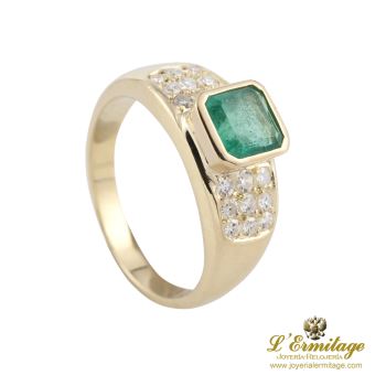 ANILLOS / SORTIJAS<BR>SORTIJA ORO AMARILLO ESMERALDA Y CUAJA... · ref.: (CXM)