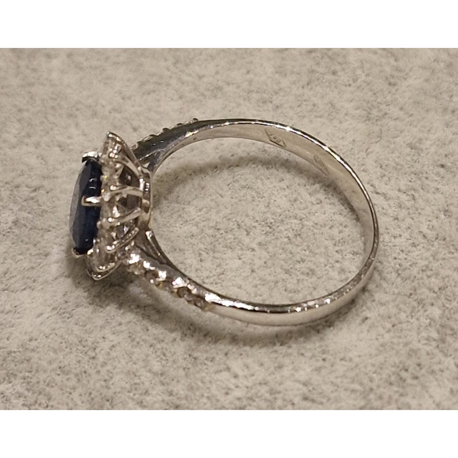 Anillo De Zafiro Azul Natural De 9/10 Quilates (ctw) En Oro Blanco De 14 Quilates Con Diamantes, Oro Blanco, Zafiro Azul Diamante Blanco