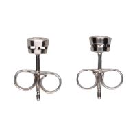 Pendientes en oro blanco con brillantes en chatón.