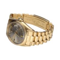 Day-date president oro amarillo plexi 36mm.  