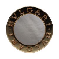 Sortija bulgari bulgari en oro amarillo con madreperla. Talla 48.