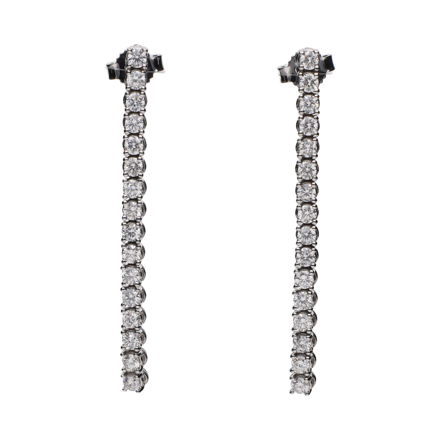 Pendientes riviere en oro blanco con brillantes.