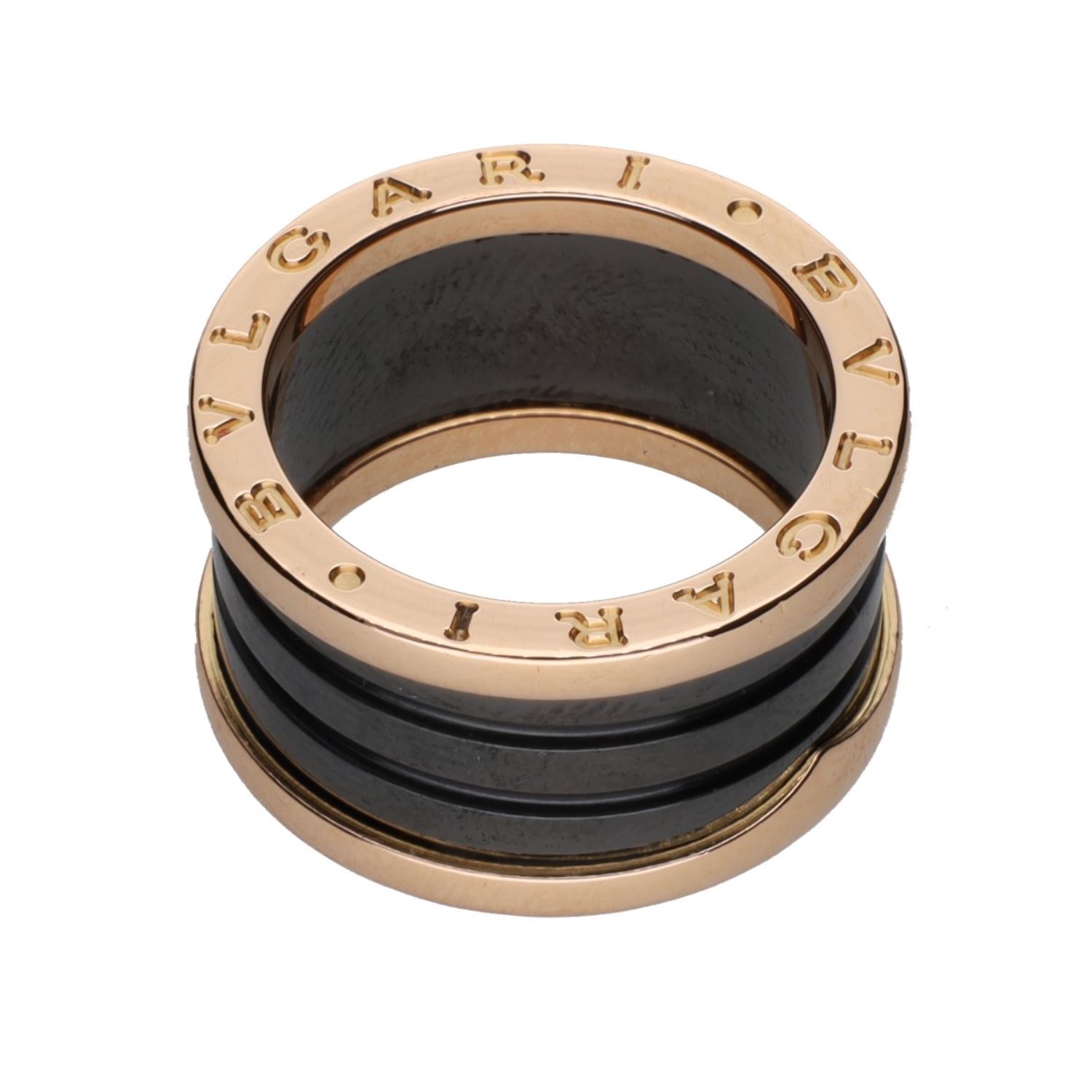 Sortija b-zero de bulgari en oro rosa y cerámica. Talla 54.