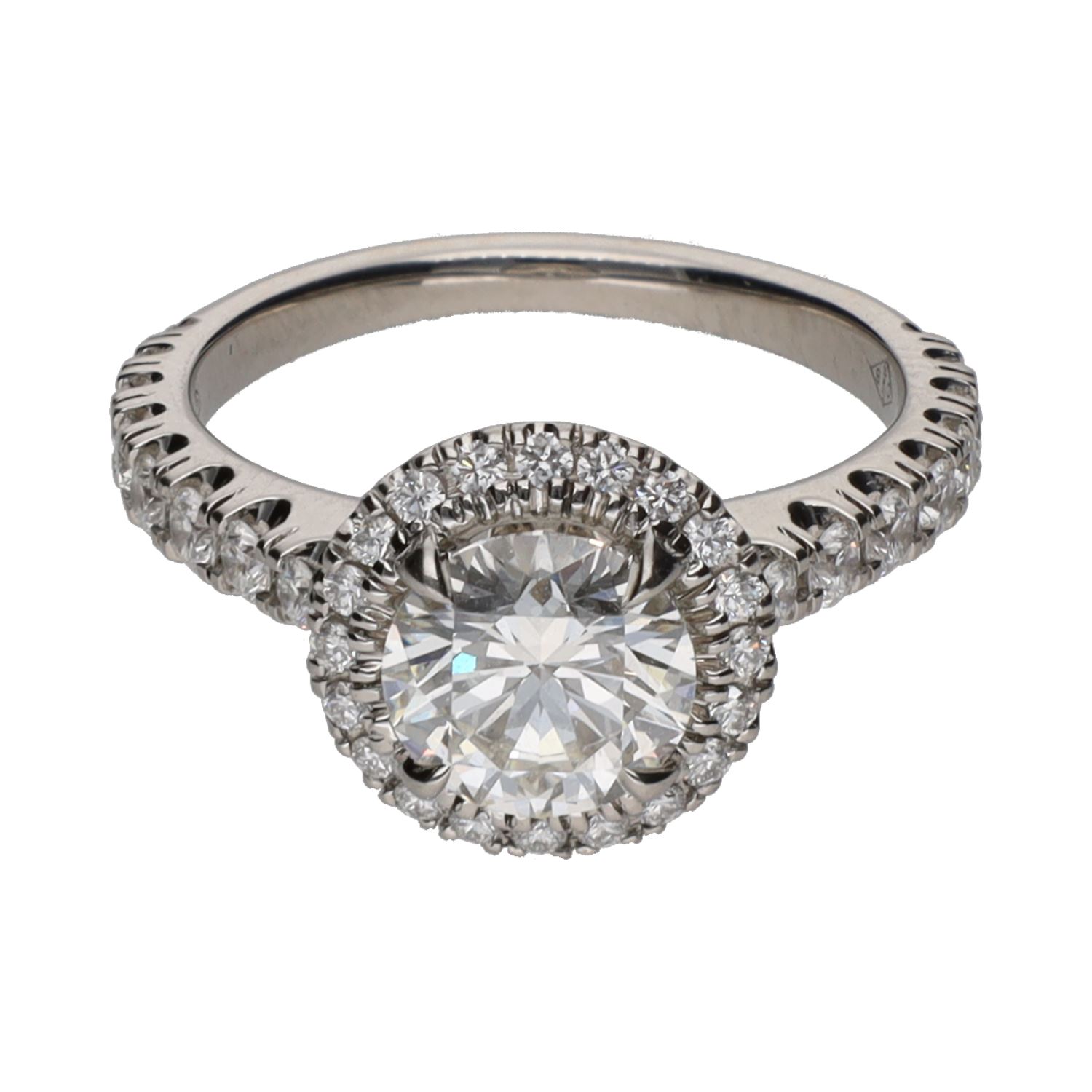 Sortija solitario de cartier en platino con brillantes. Talla 48.