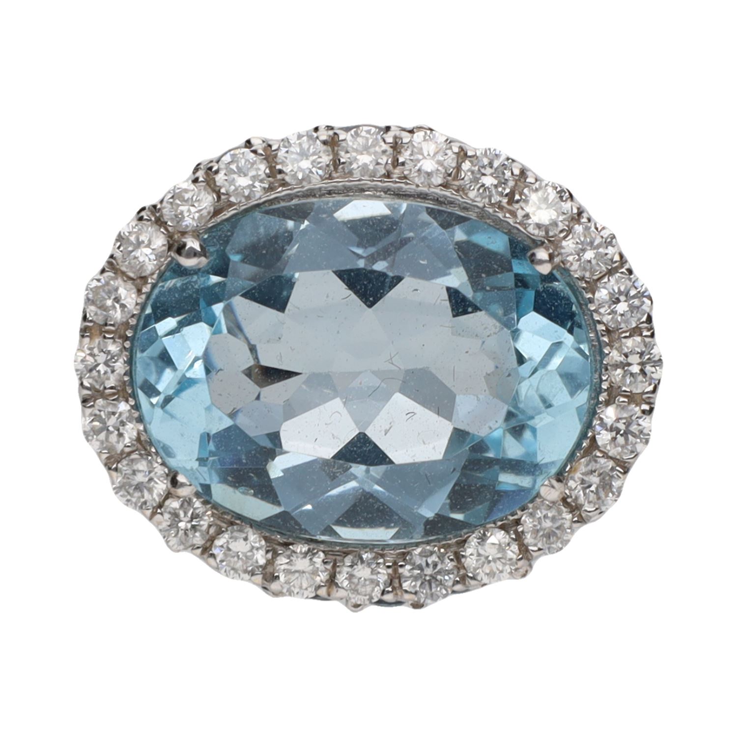 Sortija en oro blanco con topacios y brillantes. Talla 17.