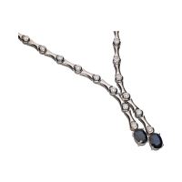 Collar en oro blanco con zafiros y brillantes.