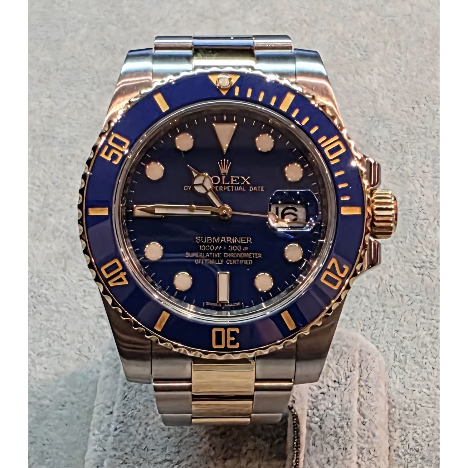 Submariner date acero y oro cerámico azul 40mm.   