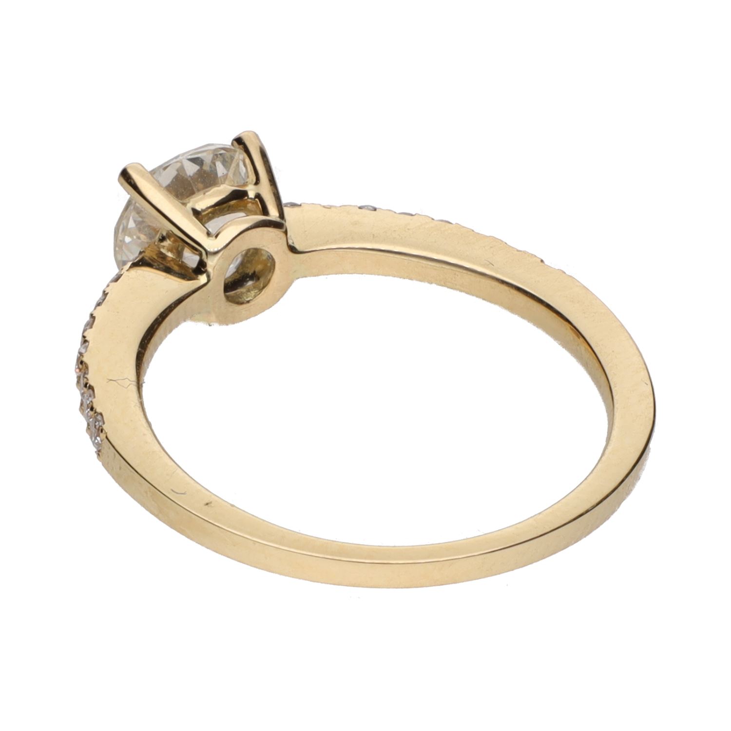 Solitario en oro amarillo con brillante central 1,00ct . Talla 13.