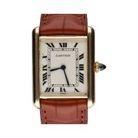 Tank louis oro amarillo cuerda manual 23mm.  