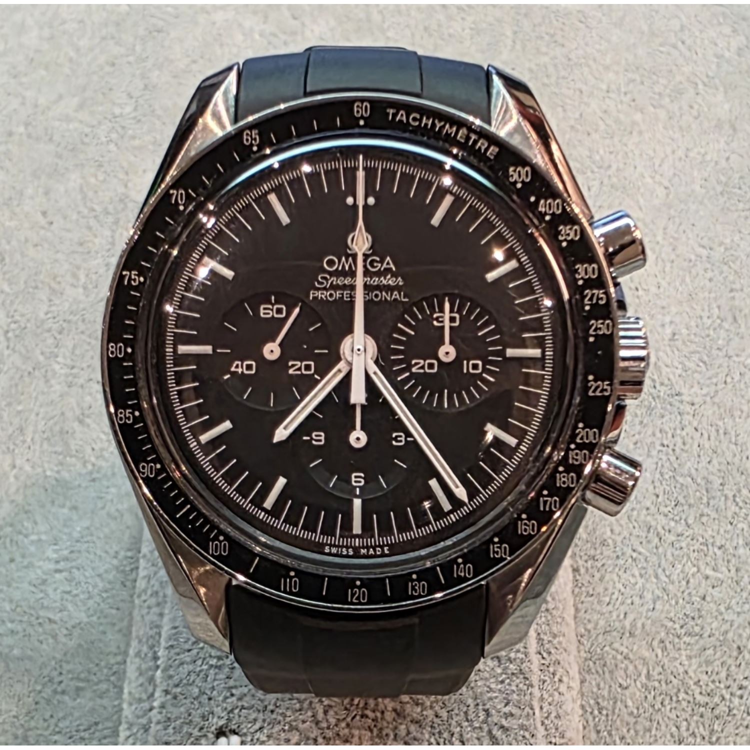 Speedmaster professional moonwatch 42mm.  