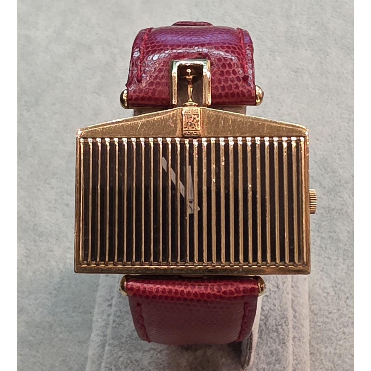 Rolls royce oro amarillo quartz 40mm.   