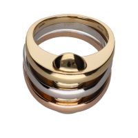 Sortija bulgari en tres oros. Talla 15.