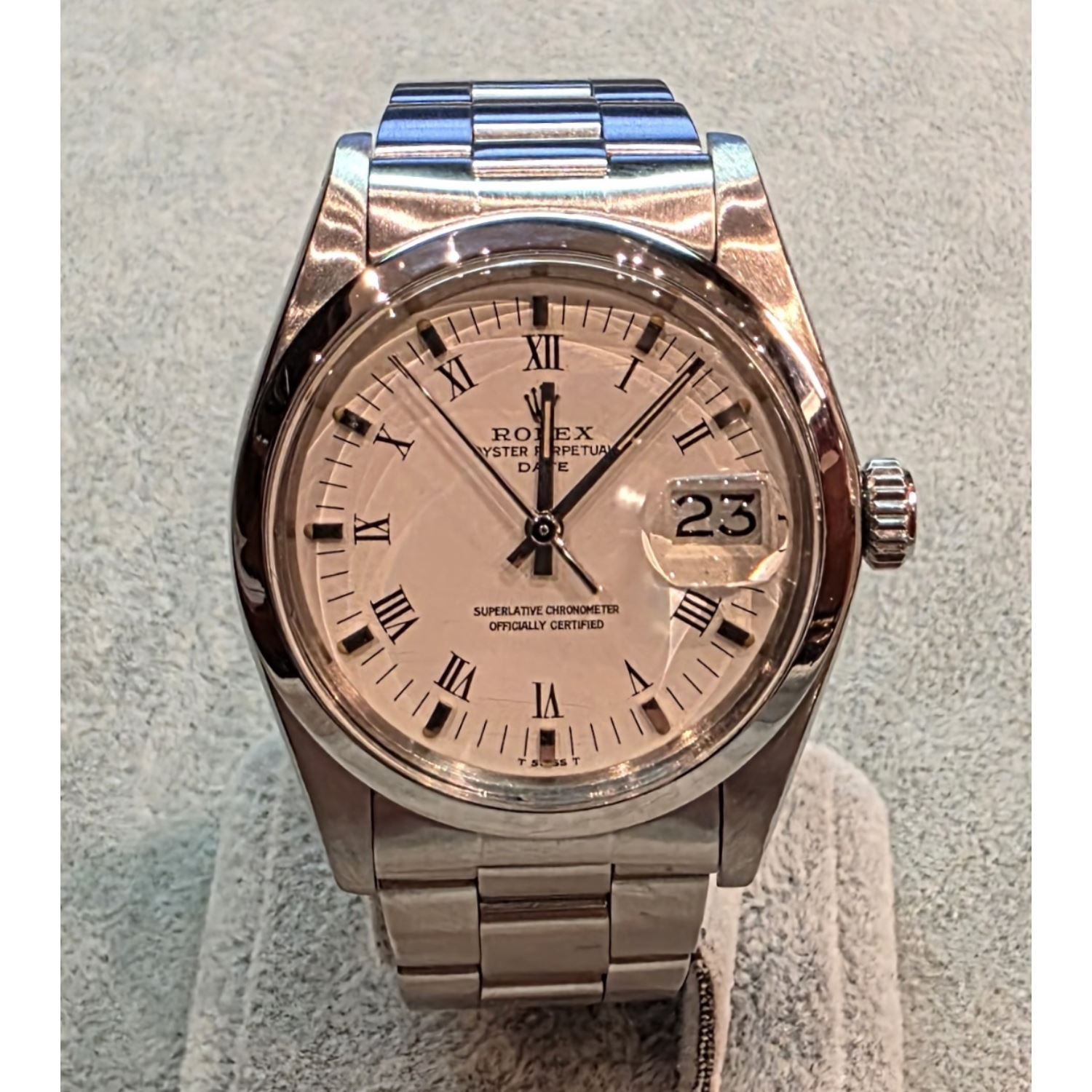 Oyster perpetual date acero plexi 34mm.   