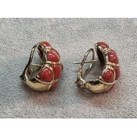 PENDIENTES<BR>PENDIENTES EN ORO AMARILLO Y CORAL.